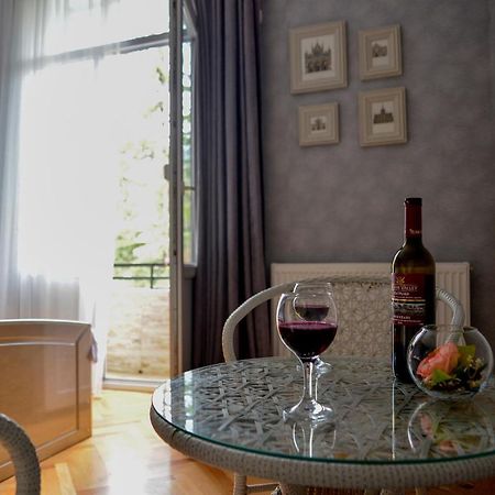 Hotel Victoria 보르조미 외부 사진