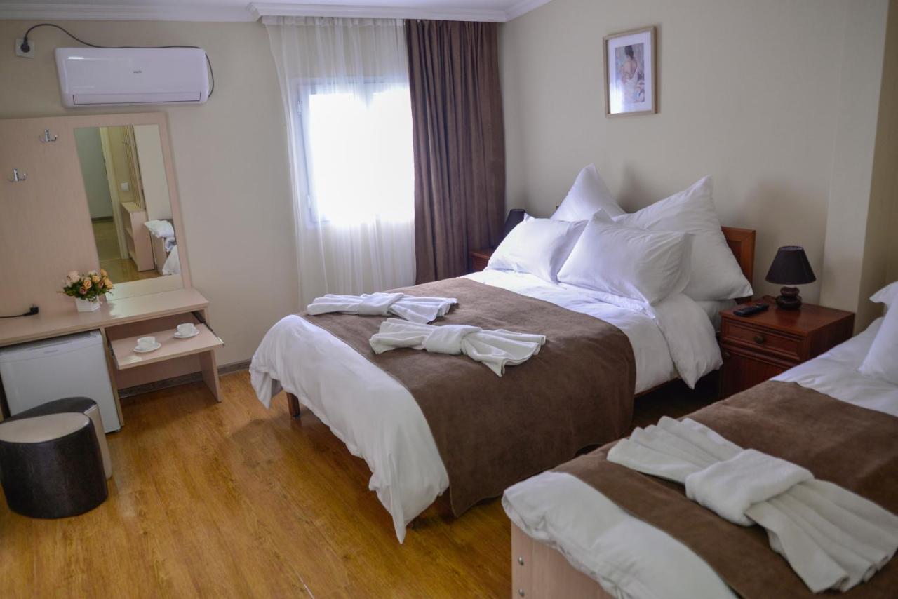 Hotel Victoria 보르조미 외부 사진