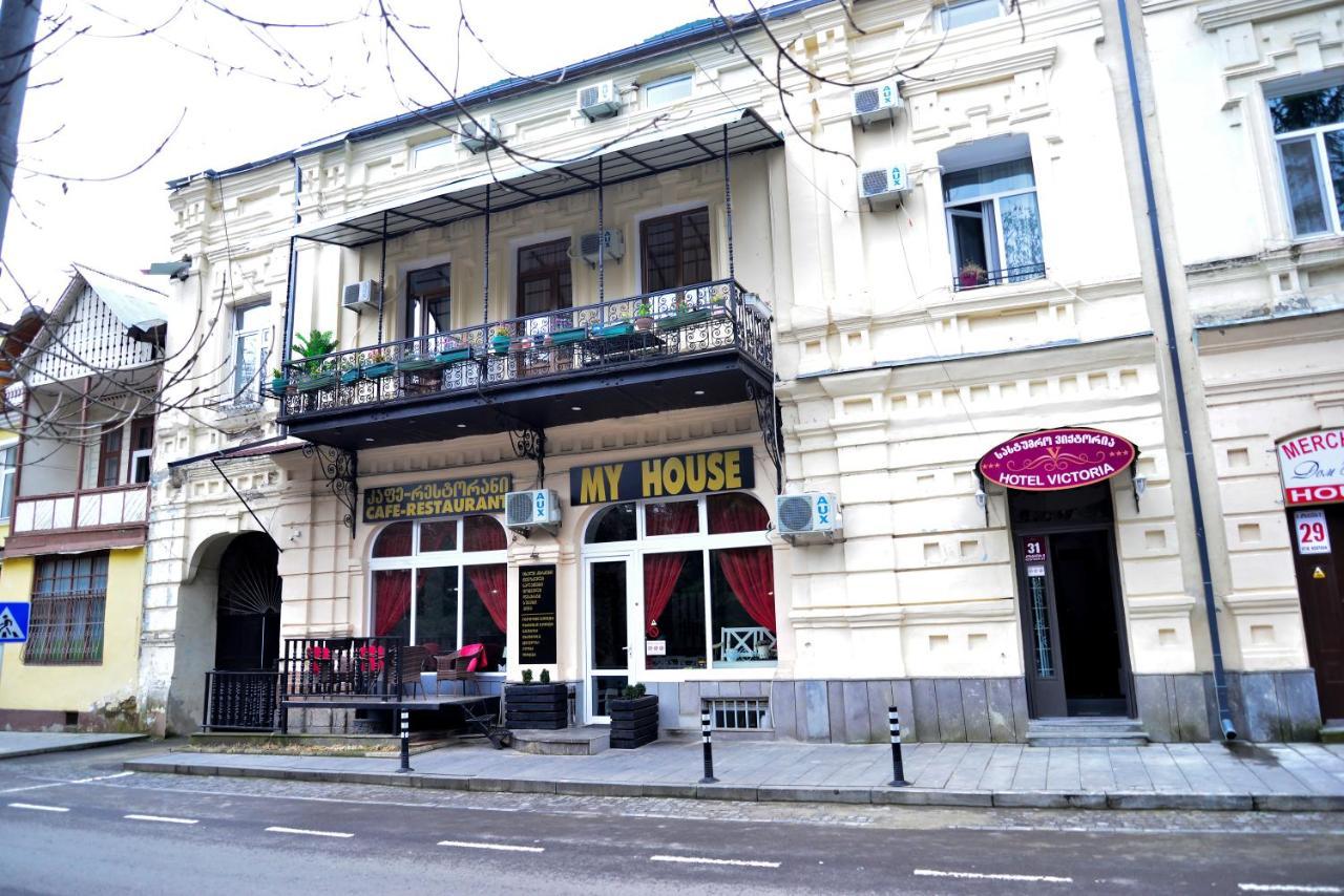 Hotel Victoria 보르조미 외부 사진
